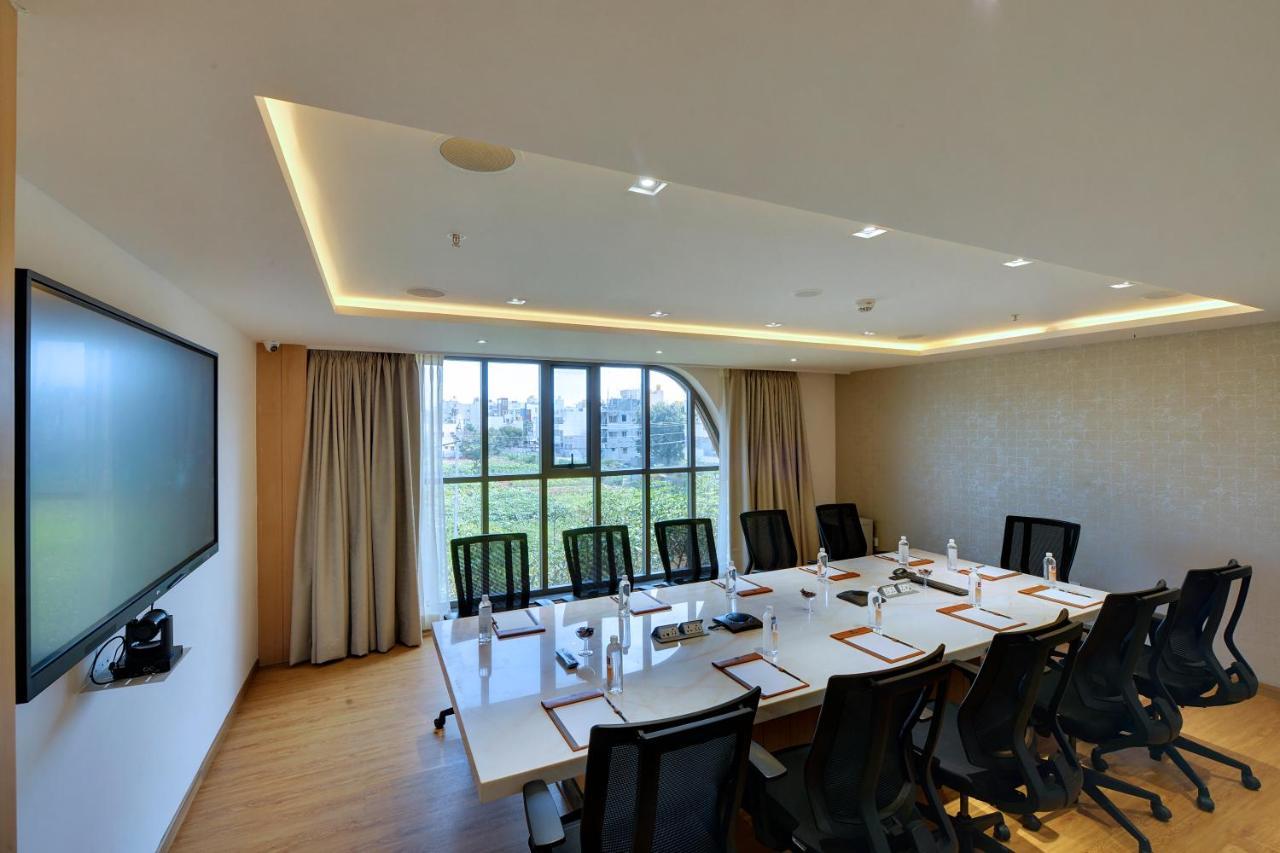 Clarion Hotel Bangalore Yesvantpur 外观 照片