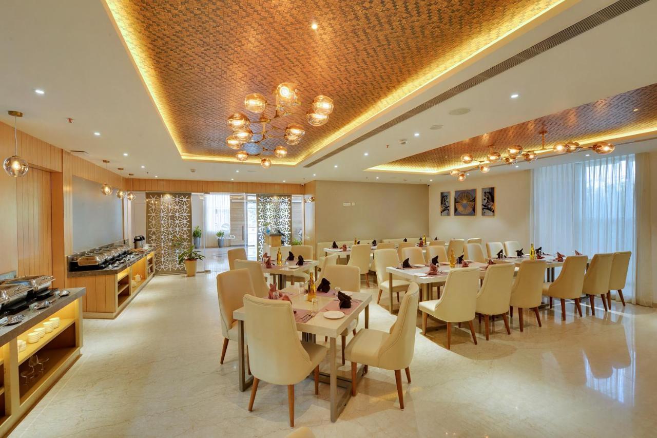 Clarion Hotel Bangalore Yesvantpur 外观 照片