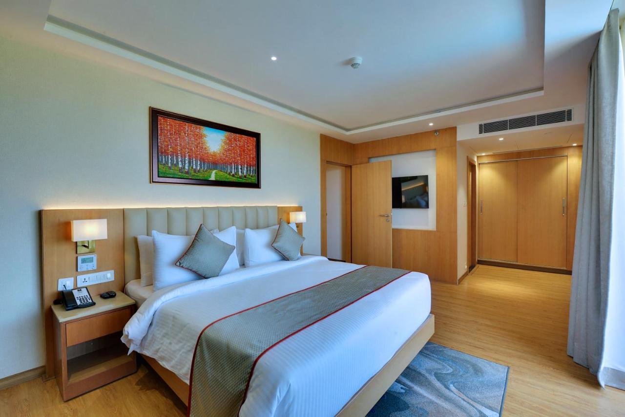 Clarion Hotel Bangalore Yesvantpur 外观 照片